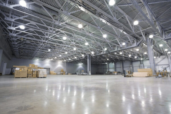 Đèn led nhà xưởng có khả năng chiếu sáng cao và tiết kiệm điện năng